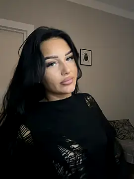 Snapshot of Gabbyys chatting on 11/03/25, 09:27 Gabbyys online show from 11/03/25, 09:27