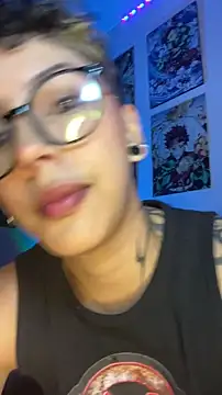 Snapshot of Abby_Evanns1 chatting on 10/21/25, 12:00 Abby Evanns1 online show from 10/21/25, 12:00