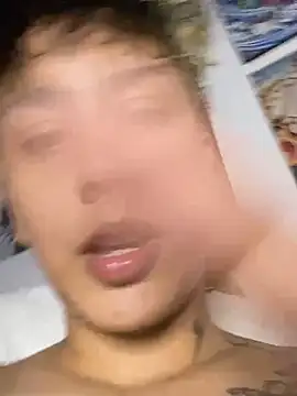 Snapshot of Abby_Evanns1 chatting on 11/25/25, 10:32 Abby Evanns1 online show from 11/25/25, 10:32