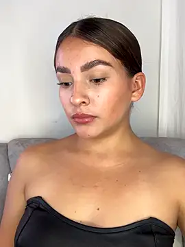 Talia Bonet online show from 10/22/25, 03:34