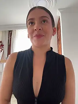Talia Bonet online show from 06/26/26, 04:00