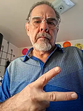 pena633 online show from 12/14/25, 04:56