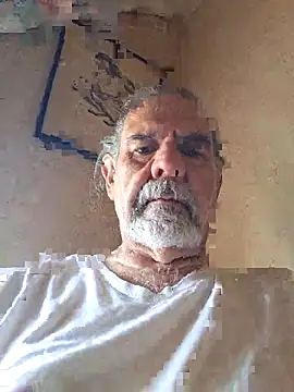 Snapshot of pena633 chatting on 03/21/26, 08:23 pena633 online show from 03/21/26, 08:23