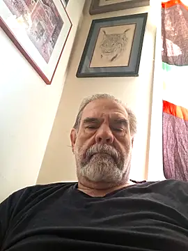 Snapshot of pena633 chatting on 03/28/26, 12:38 pena633 online show from 03/28/26, 12:38