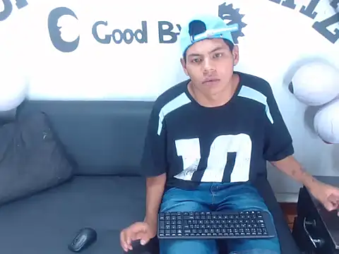 Yordi Alpha online show from 10/28/25, 12:25