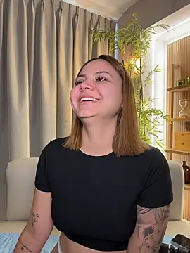 Beella1  online show from 06/22/26, 11:51