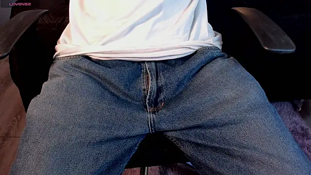 Lil James online show from 11/19/25, 08:09