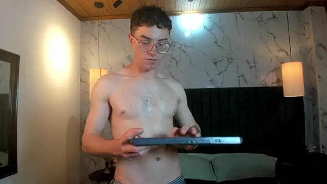 Lil James online show from 05/04/26, 08:05
