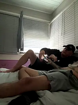 Snapshot of D13ON3L chatting on 10/21/25, 01:56 D13ON3L online show from 10/21/25, 01:56