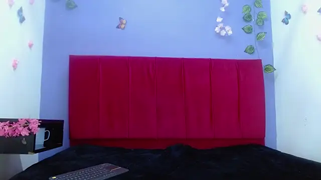 amelia cutee online show from 10/31/25, 07:42