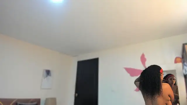 YariRose online show from 03/16/26, 02:21