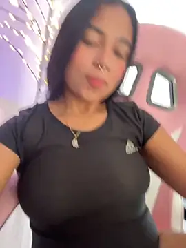 aly nicols online show from 10/23/25, 12:04