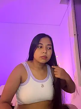 aly nicols online show from 11/28/25, 11:40