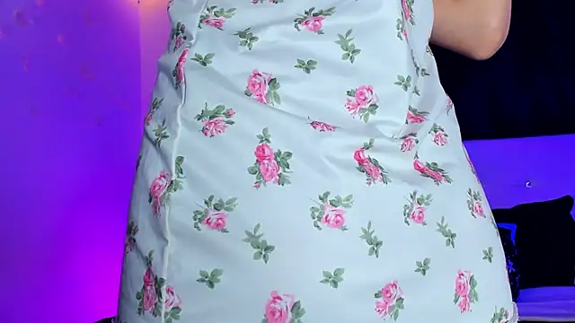 Arya Fioree online show from 11/30/25, 04:16