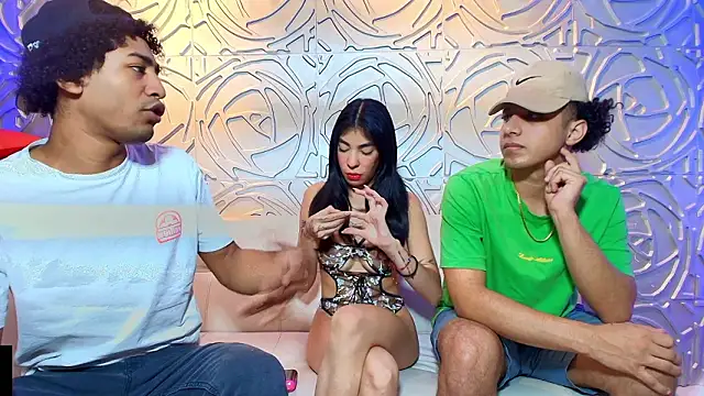 Snapshot of Ruin_Destruction chatting on 03/17/26, 01:54 Ruin Destruction online show from 03/17/26, 01:54