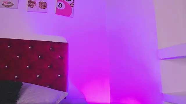 kittymonroe1 online show from 06/26/26, 05:50