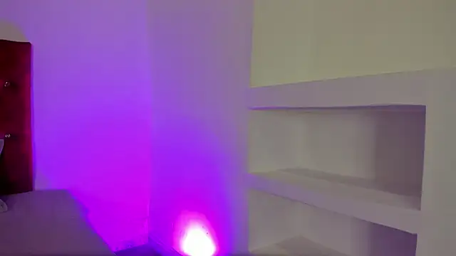 kittymonroe1 online show from 06/27/26, 06:02
