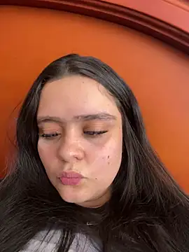 Selena Roa online show from 04/25/26, 04:26