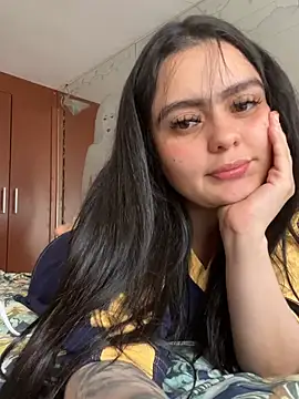 Selena Roa online show from 04/30/26, 08:57