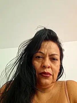 viviana-sexi online show from 06/17/26, 01:01