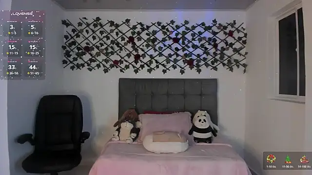 Karly Closson online show from 11/03/25, 03:08