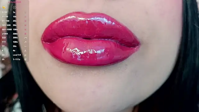 mia roux1 online show from 11/29/25, 06:49