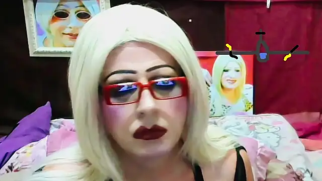 Snapshot of horni4luv chatting on 04/17/26, 08:56 horni4luv online show from 04/17/26, 08:56