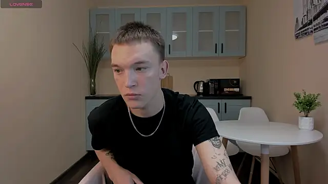 Derek Banville online show from 11/13/25, 07:13