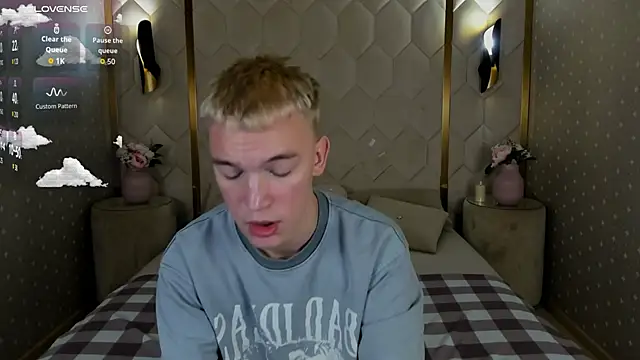 Derek Banville online show from 12/17/25, 08:04