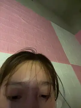 kitty-20x online show from 05/01/26, 09:36