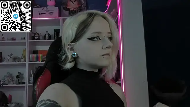 Holy Mistress S online show from 05/03/26, 08:09