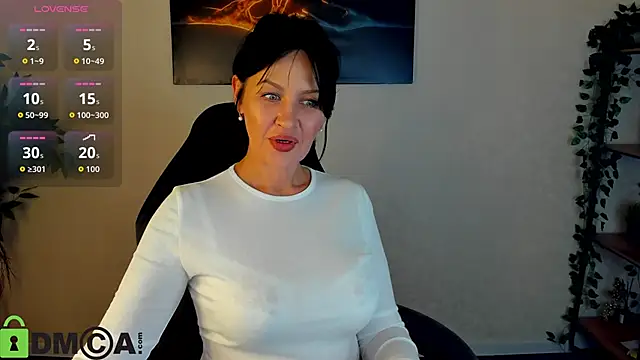 Snapshot of Sara_Devills chatting on 04/05/26, 09:06 Sara Devills online show from 04/05/26, 09:06