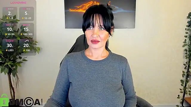 Snapshot of Sara_Devills chatting on 04/24/26, 08:50 Sara Devills online show from 04/24/26, 08:50