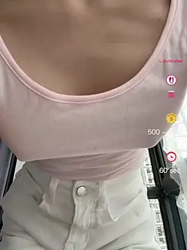 Snapshot of meimei_x chatting on 06/27/26, 05:23 meimei x online show from 06/27/26, 05:23