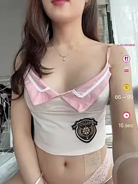 Snapshot of meimei_x chatting on 07/14/26, 10:21 meimei x online show from 07/14/26, 10:21