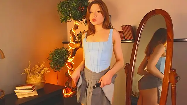 JanelAkerley online show from 10/29/25, 04:04