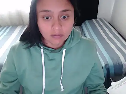 Snapshot of Negritatata chatting on 01/19/26, 01:04 Negritatata online show from 01/19/26, 01:04