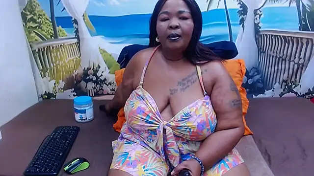 MatureMilfxxx online show from 04/29/26, 05:17