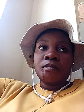 blackbeautyxx92 online show from 11/13/25, 08:02