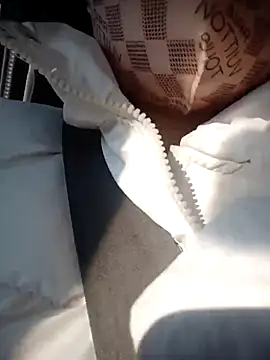 my-my2x online show from 11/25/25, 01:27