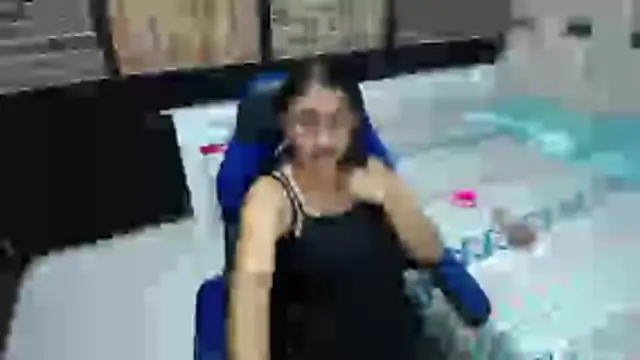 yuliet latin69 online show from 11/11/25, 01:33