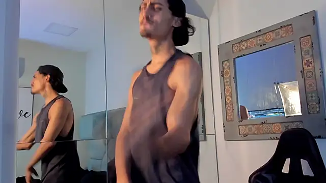 Mr Strike online show from 11/06/25, 03:29