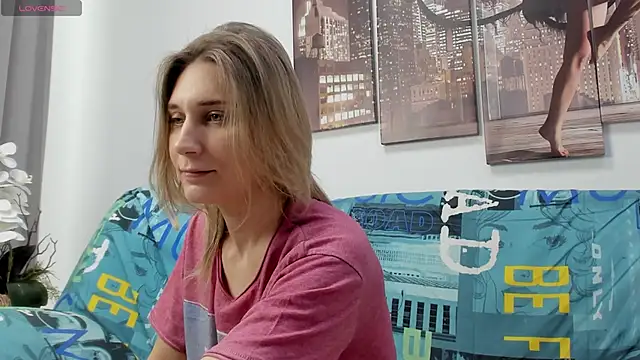 Tenderly Sophie online show from 01/10/26, 01:18