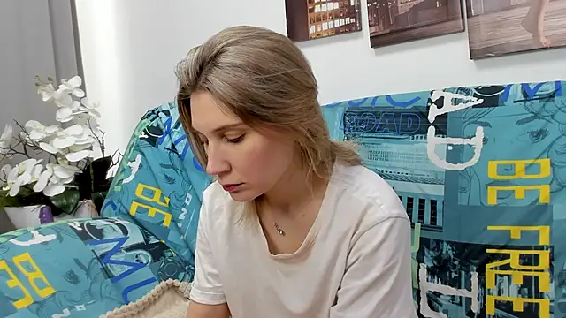 Snapshot of Tenderly_Sophie chatting on 03/02/26, 01:19 Tenderly Sophie online show from 03/02/26, 01:19