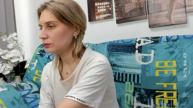 Snapshot of Tenderly_Sophie chatting on 03/02/26, 05:19 Tenderly Sophie online show from 03/02/26, 05:19