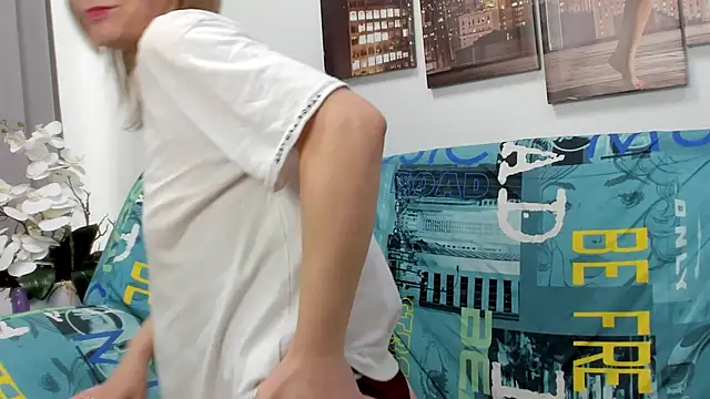 Snapshot of Tenderly_Sophie chatting on 03/02/26, 07:15 Tenderly Sophie online show from 03/02/26, 07:15