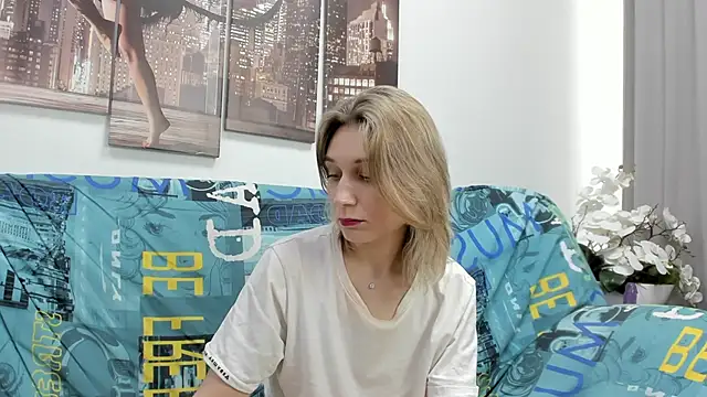 Tenderly Sophie online show from 03/08/26, 02:04