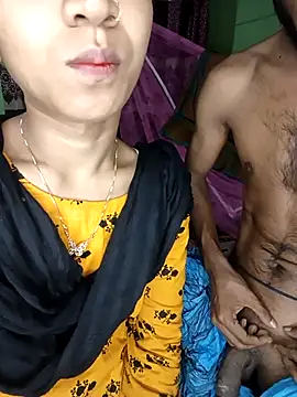 Snapshot of CoupleShow_432 chatting on 03/05/26, 05:09 CoupleShow 432 online show from 03/05/26, 05:09