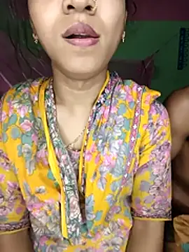 Snapshot of CoupleShow_432 chatting on 03/12/26, 04:57 CoupleShow 432 online show from 03/12/26, 04:57