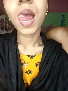 CoupleShow 432 online show from 03/13/26, 04:57